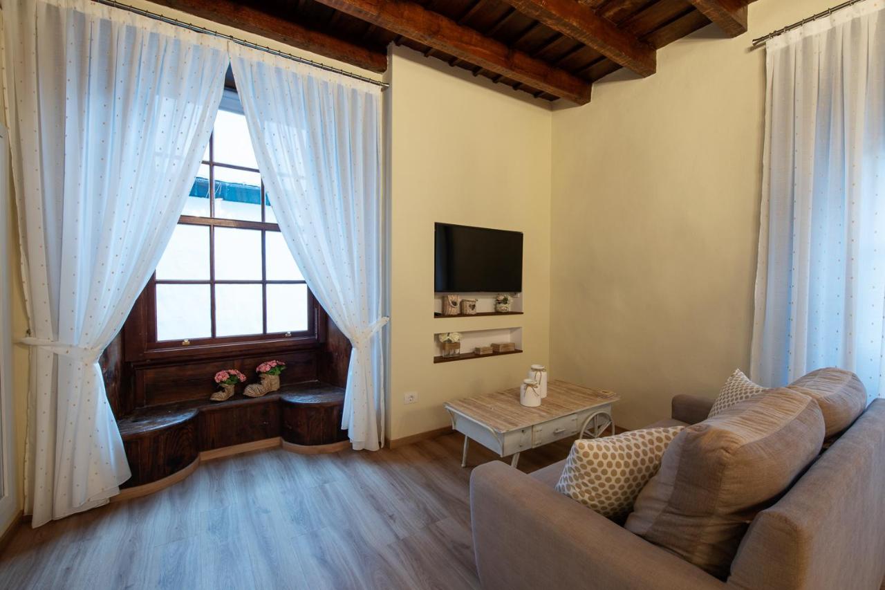 Suites Plaza Vandale Санта-Крус-де-ла-Пальма Екстер'єр фото