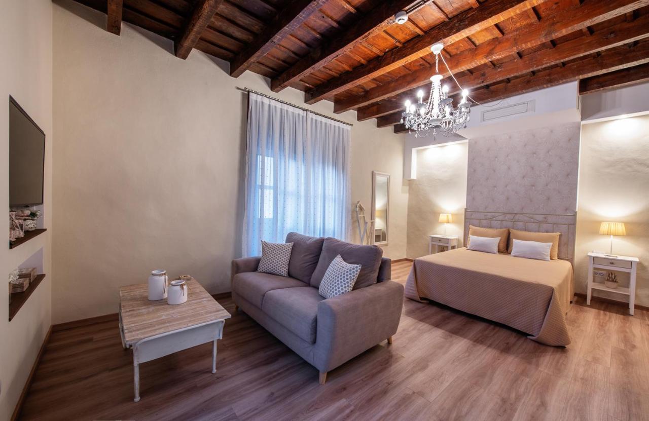 Suites Plaza Vandale Санта-Крус-де-ла-Пальма Екстер'єр фото